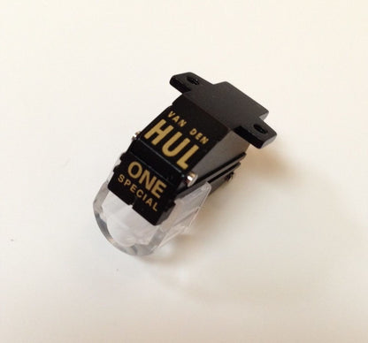 Van Den Hul's The MC-One Special
