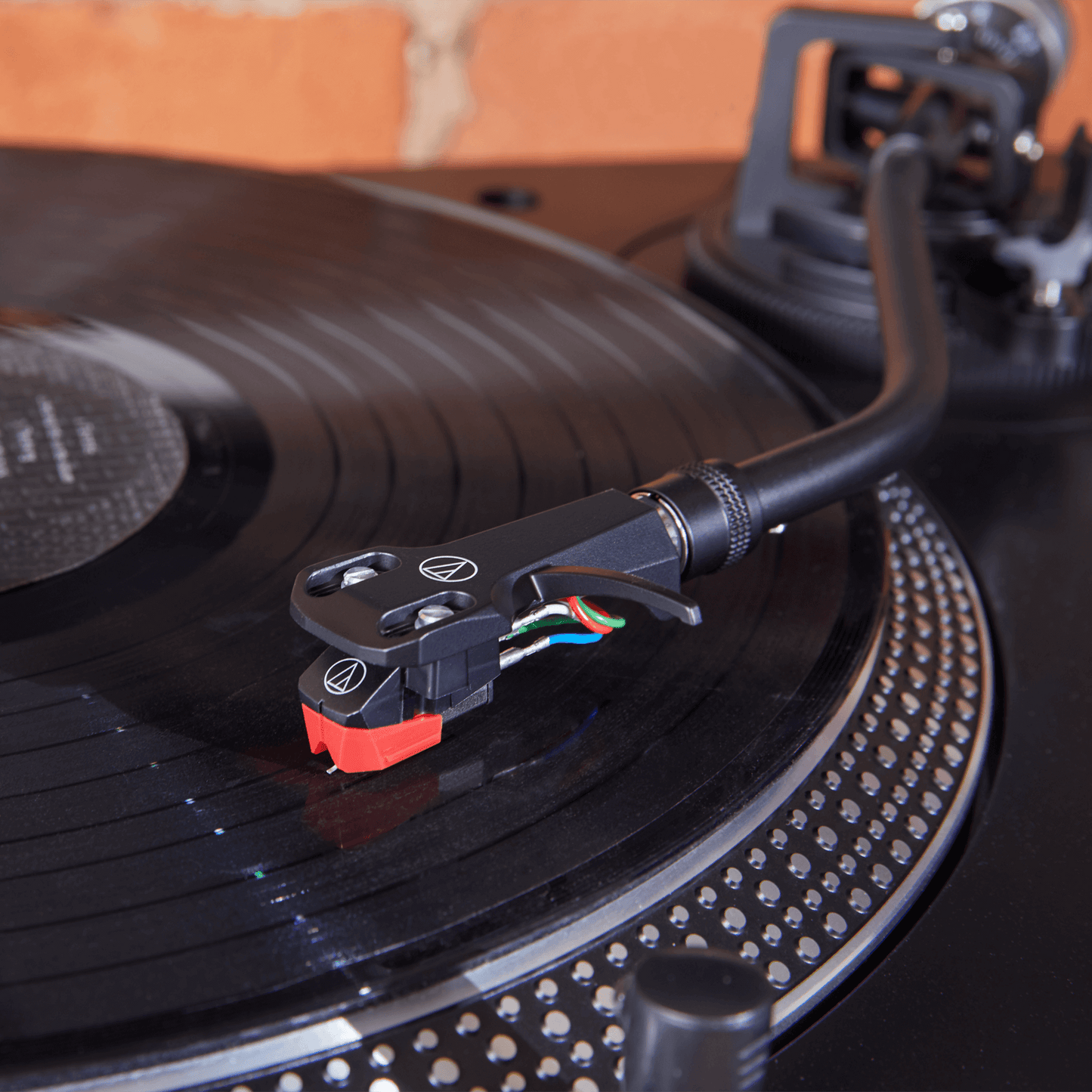 Audio-Technica AT-VM95ML/H Headshell/Cartridge Combo Kit
