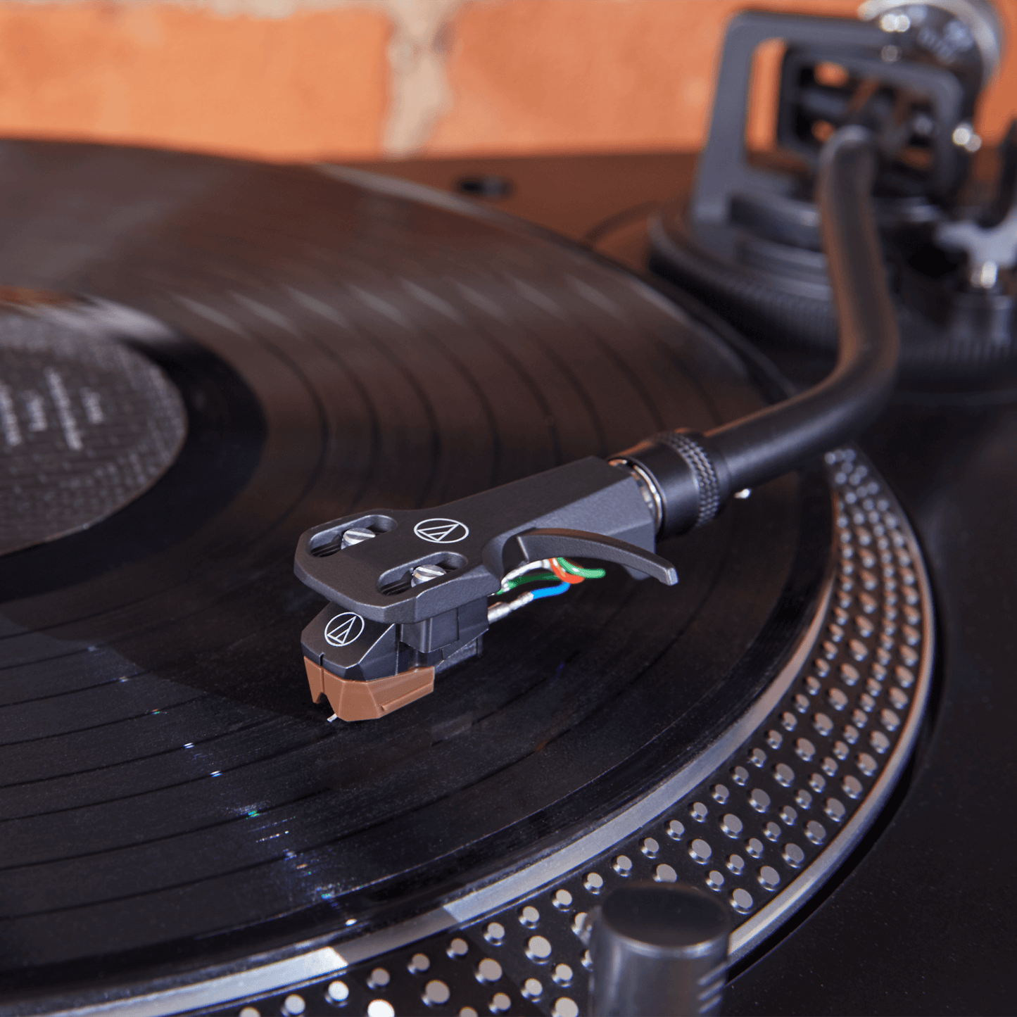 Audio-Technica AT-VM95SH/H Headshell/Cartridge Combo Kit
